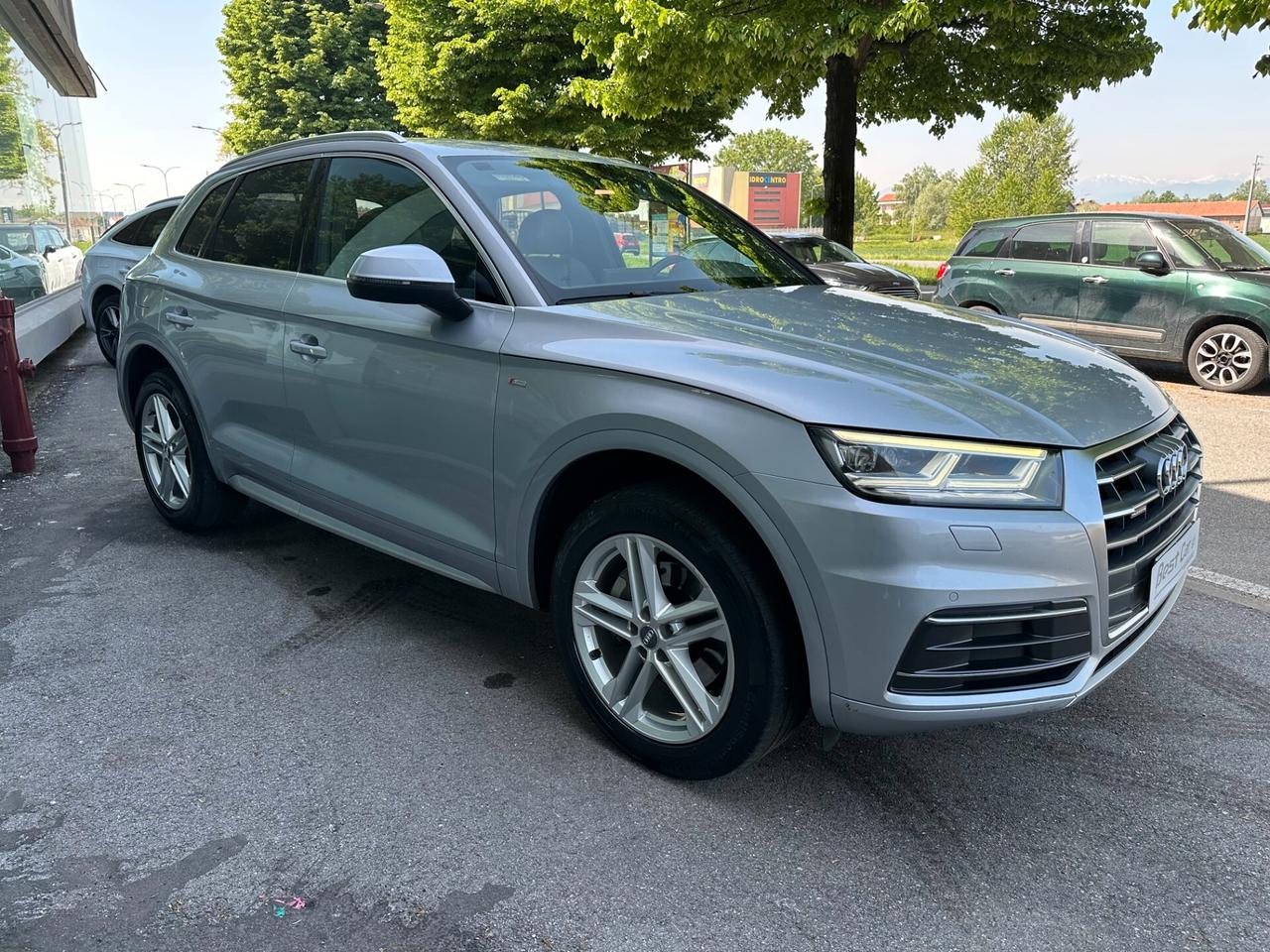 Audi Q5 2.0 TDI quattro S tronic Sport