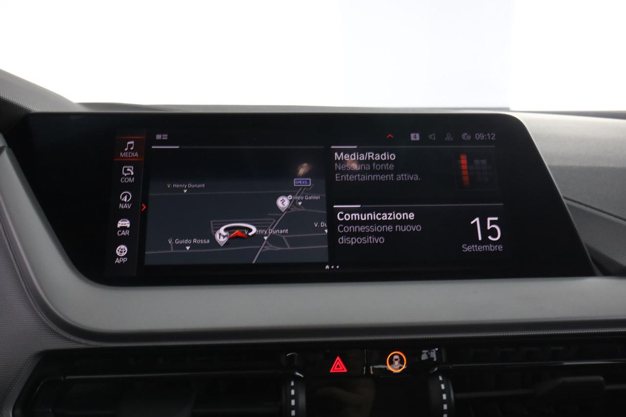 BMW Serie 1 (F40) 118d 5p. Business Advantage