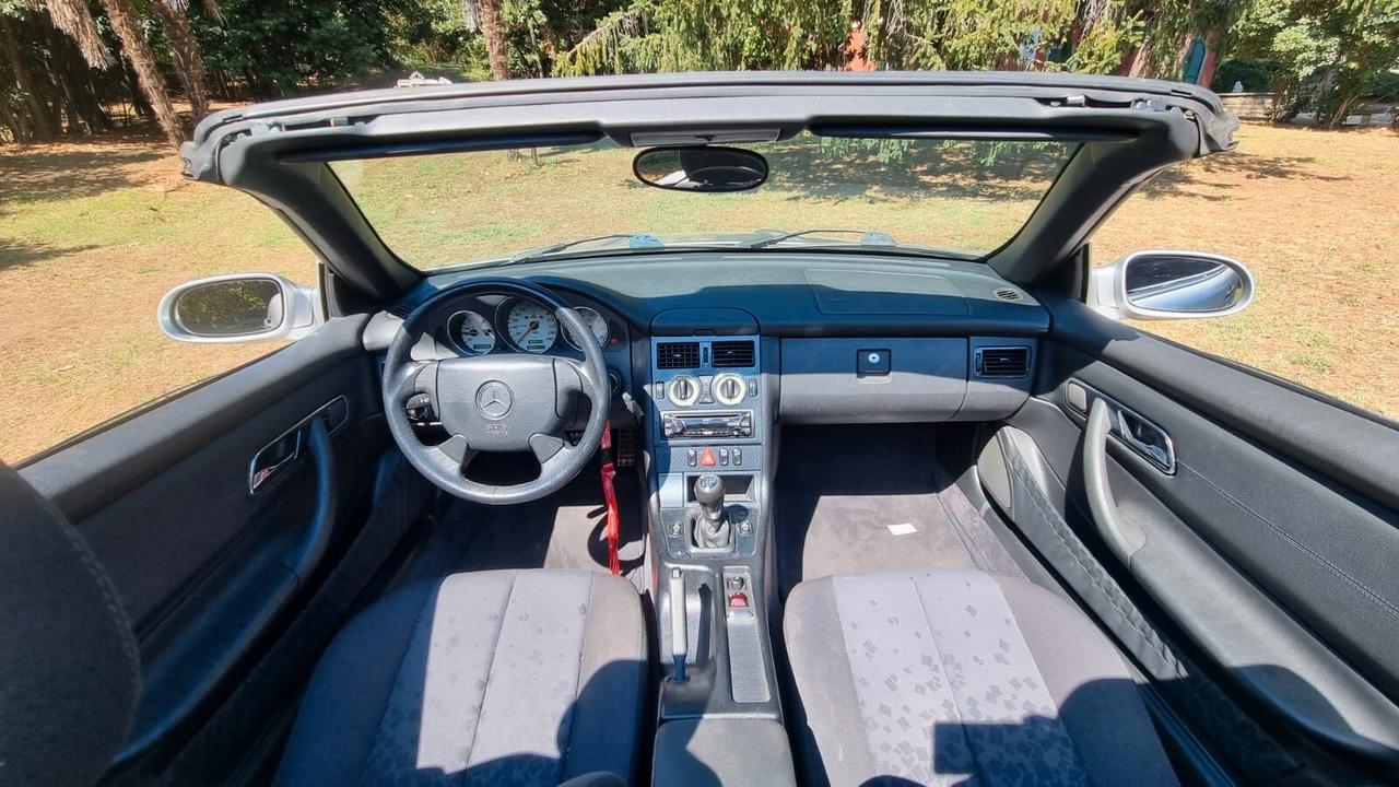 Mercedes-benz SLK 200 cat 2000 Leggi testo