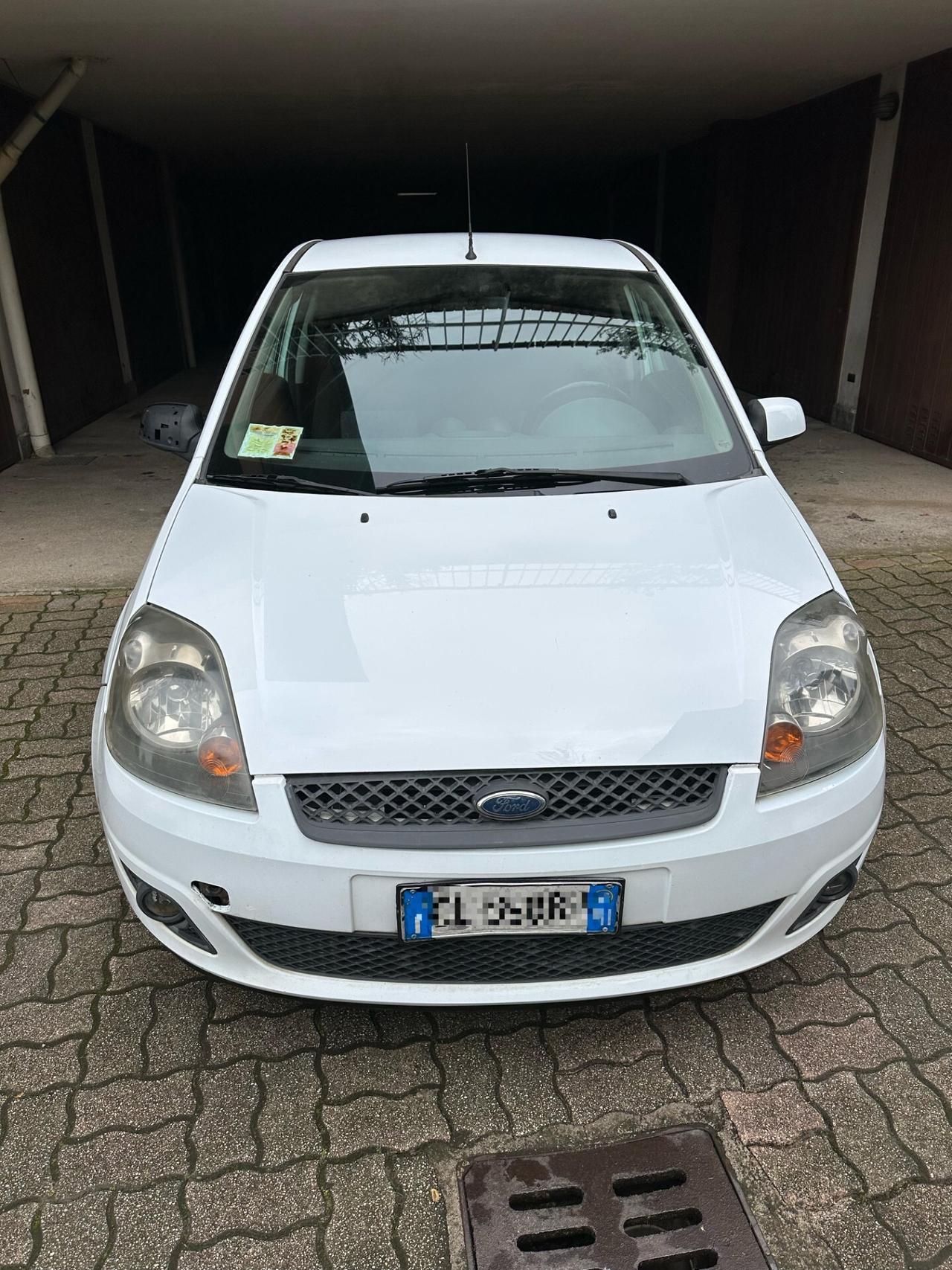 Ford Fiesta 1.2 16V 3p. Clever