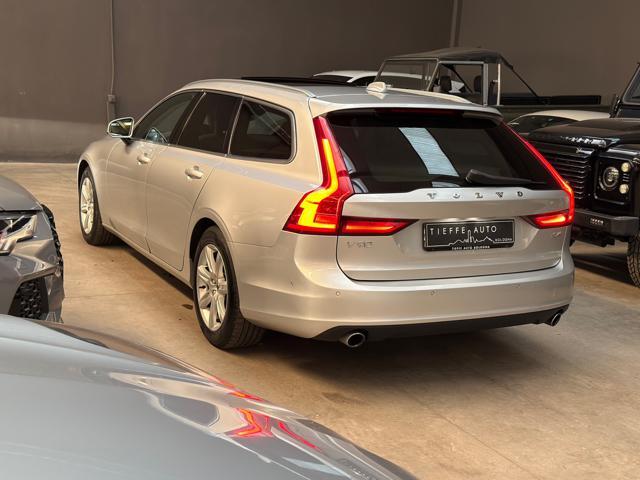 VOLVO V90 D4 Geartronic Momentum