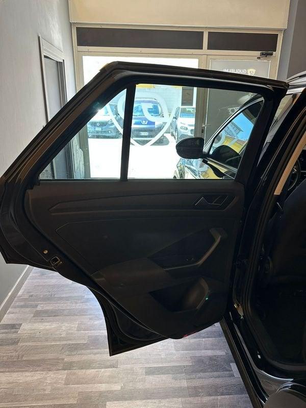 Volkswagen T-Roc 1.0 TSI R-Line