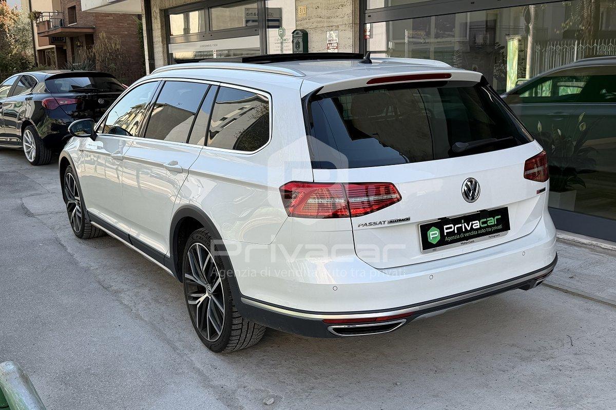 VOLKSWAGEN Passat Business Alltrack 2.0 BiTDI 240 CV 4MOT DSG Exec. BMT