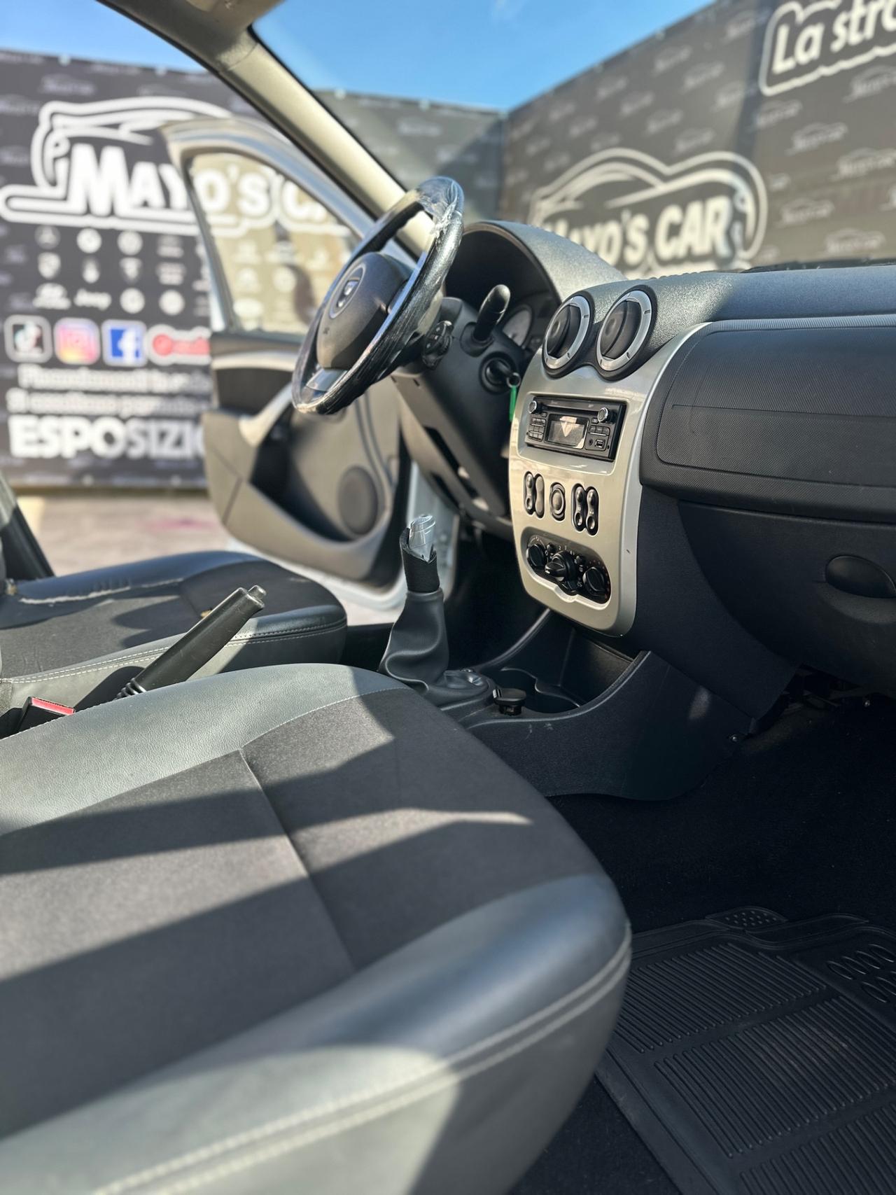 DACIA LOGAN (anno 2012)