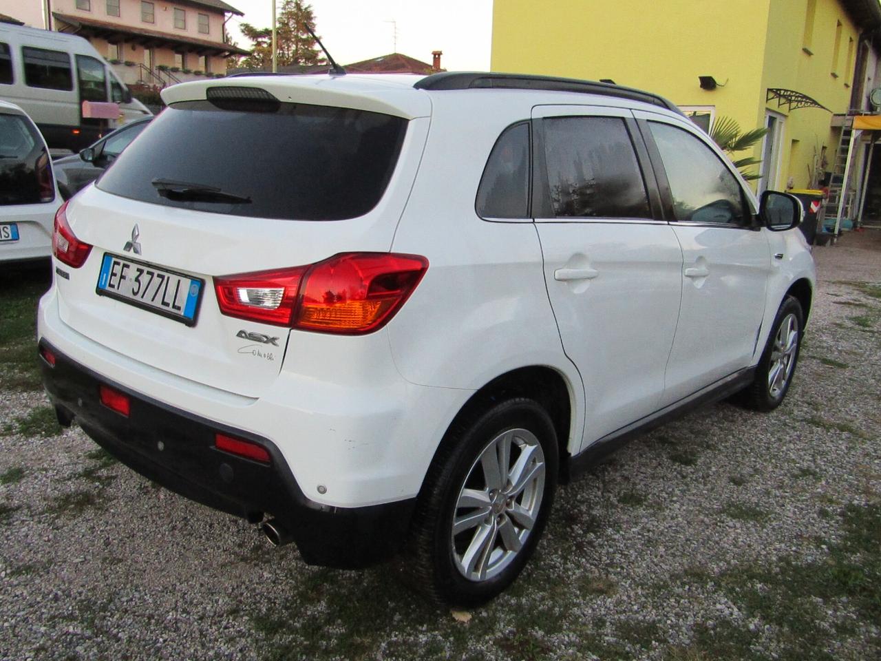 Mitsubishi ASX 1.6 2WD Intense Panoramic