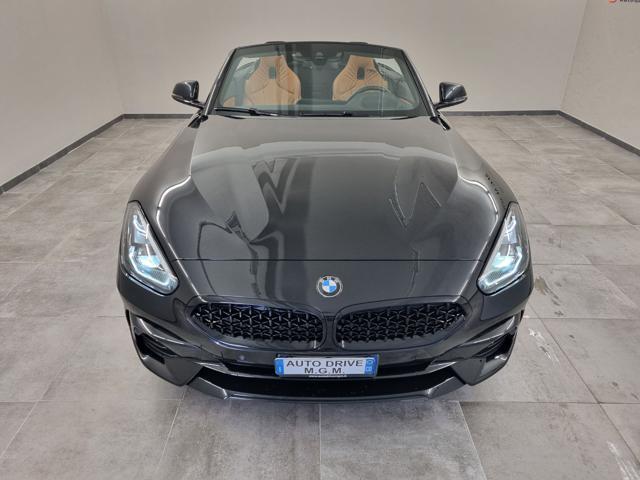 BMW Z4 sDrive20i Full Pelle