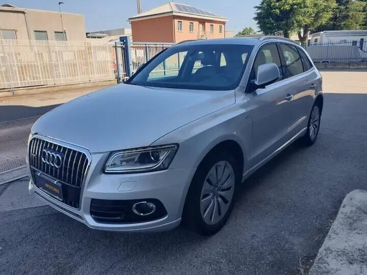 Audi Q5 2.0 TFSI hybrid quattro tiptronic