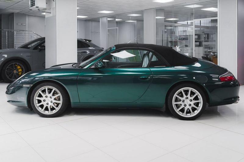 Porsche 911 PORSCHE 911 996 CARRERA 4