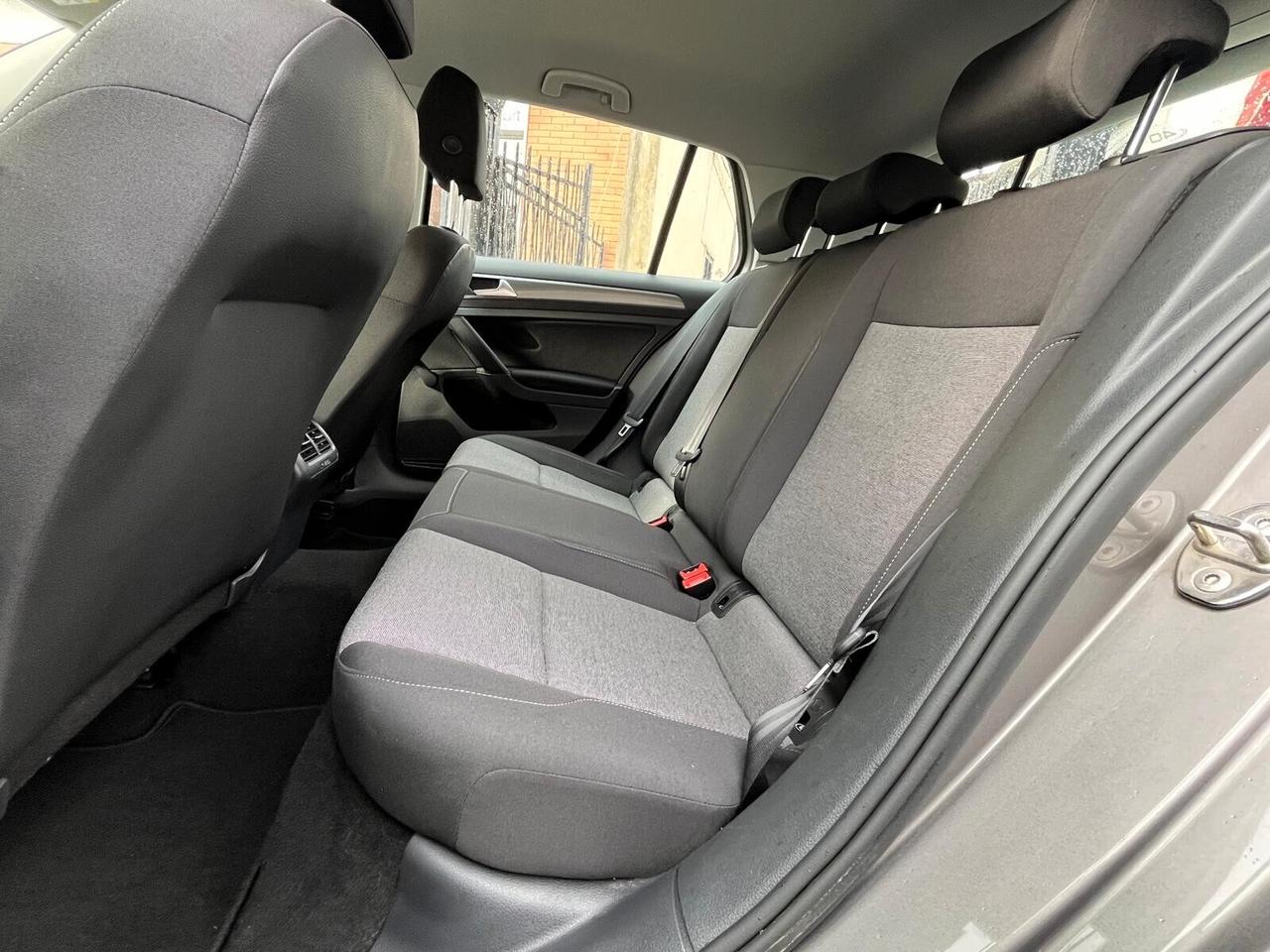 Volkswagen Golf 1.6 TDI 5p. Highline BlueMotion Technology