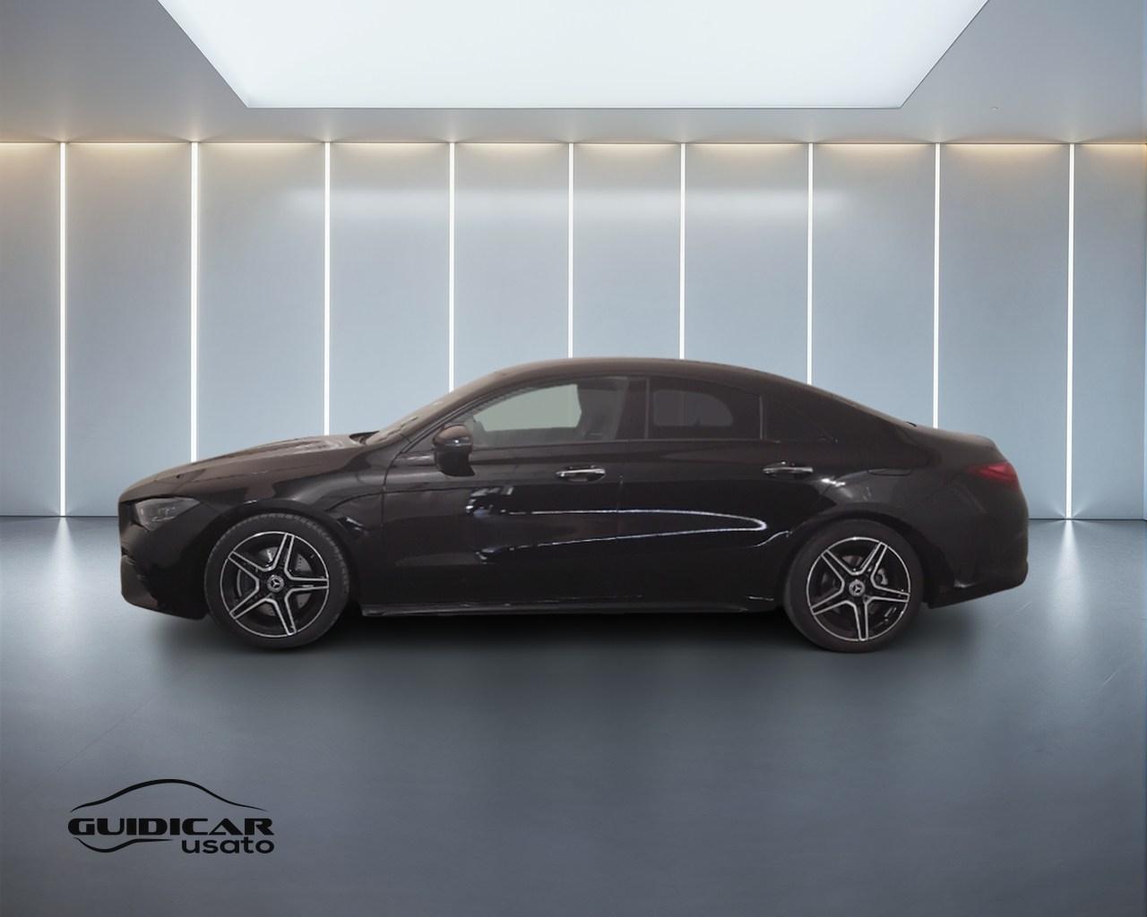 Mercedes-Benz CLA Coupe - C118 2023 - CLA Coupe 200 d AMG Line Advanced Plus auto