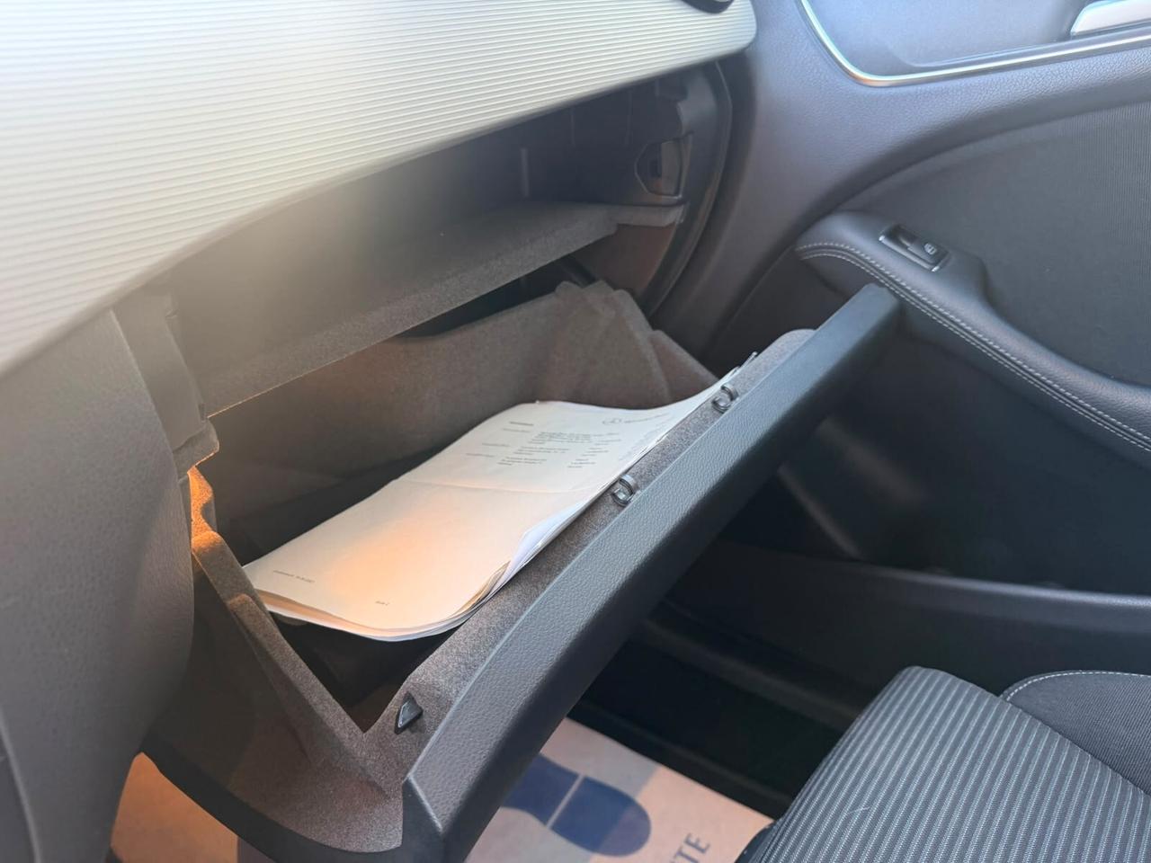 Mercedes-benz B 180 Premium