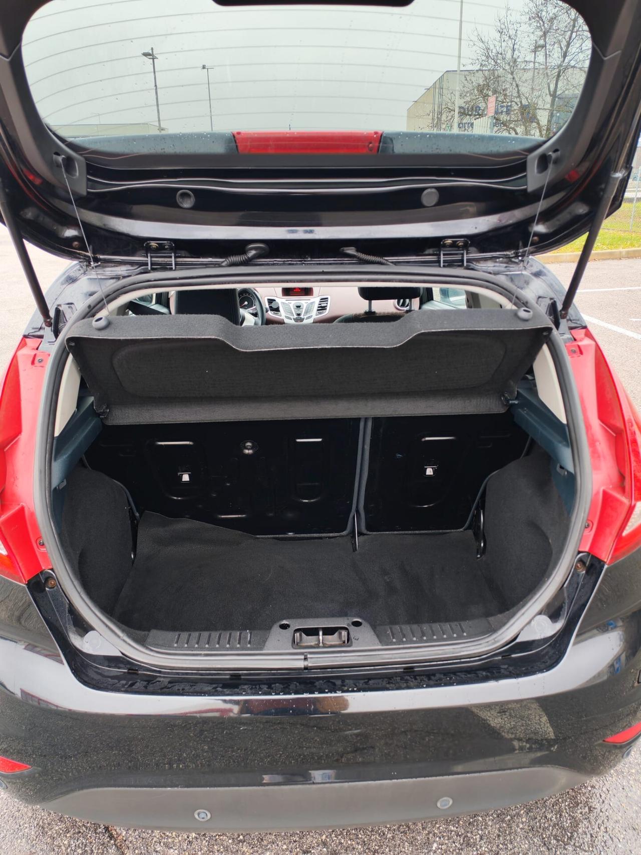 Ford Fiesta 1.2 82CV 3 porte Titanium