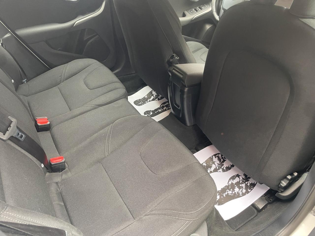 Volvo V40 SERVICE COMPLETO - AUTOMATICO