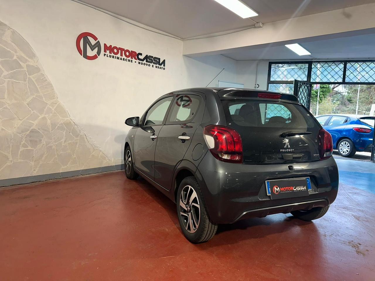 Peugeot 108 VTi 72 5 porte GT Line