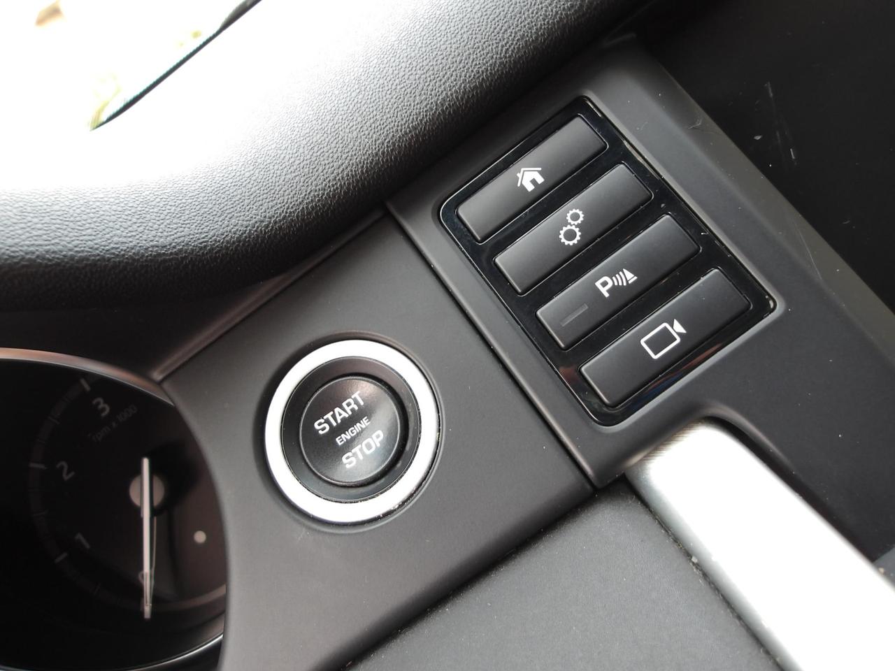 Land Rover Discovery Sport 2.0 td4 Pure awd 150cv auto my18