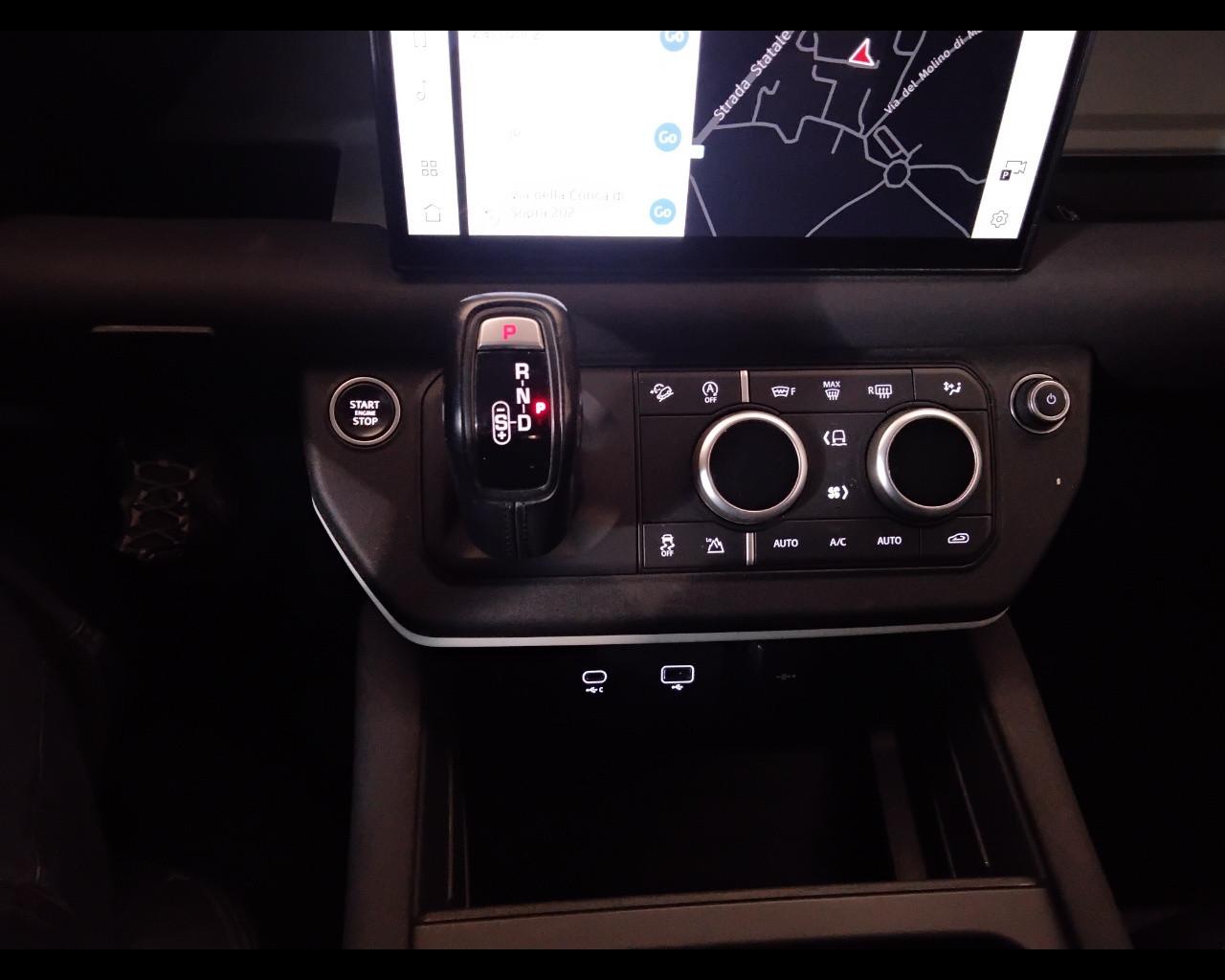 LAND ROVER Defender VII 2020 90 - Defender 90 3.0d i6 mhev SE awd 200cv