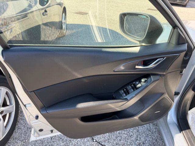 MAZDA 3 1.5 Skyactiv-D Exceed