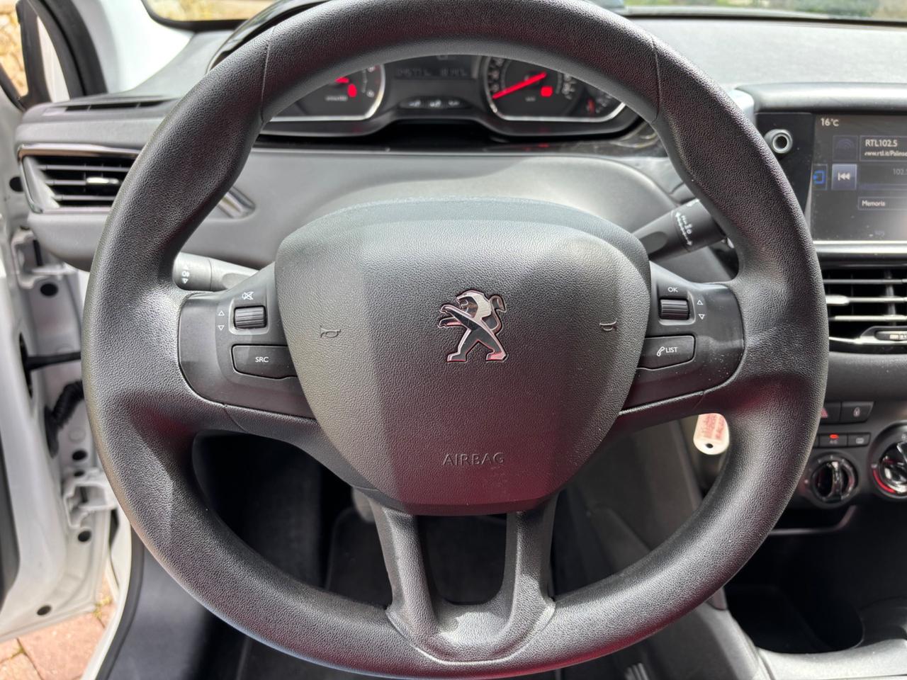 Peugeot 208 1.4 HDi 68 CV 5 p. 45.000 Km OK NEOPATENTATI
