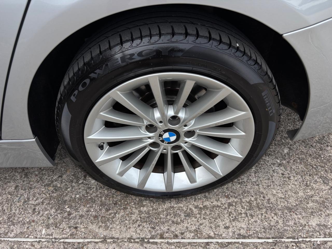 BMW 318d Touring (EURO6-B) garanzia 12 mesi