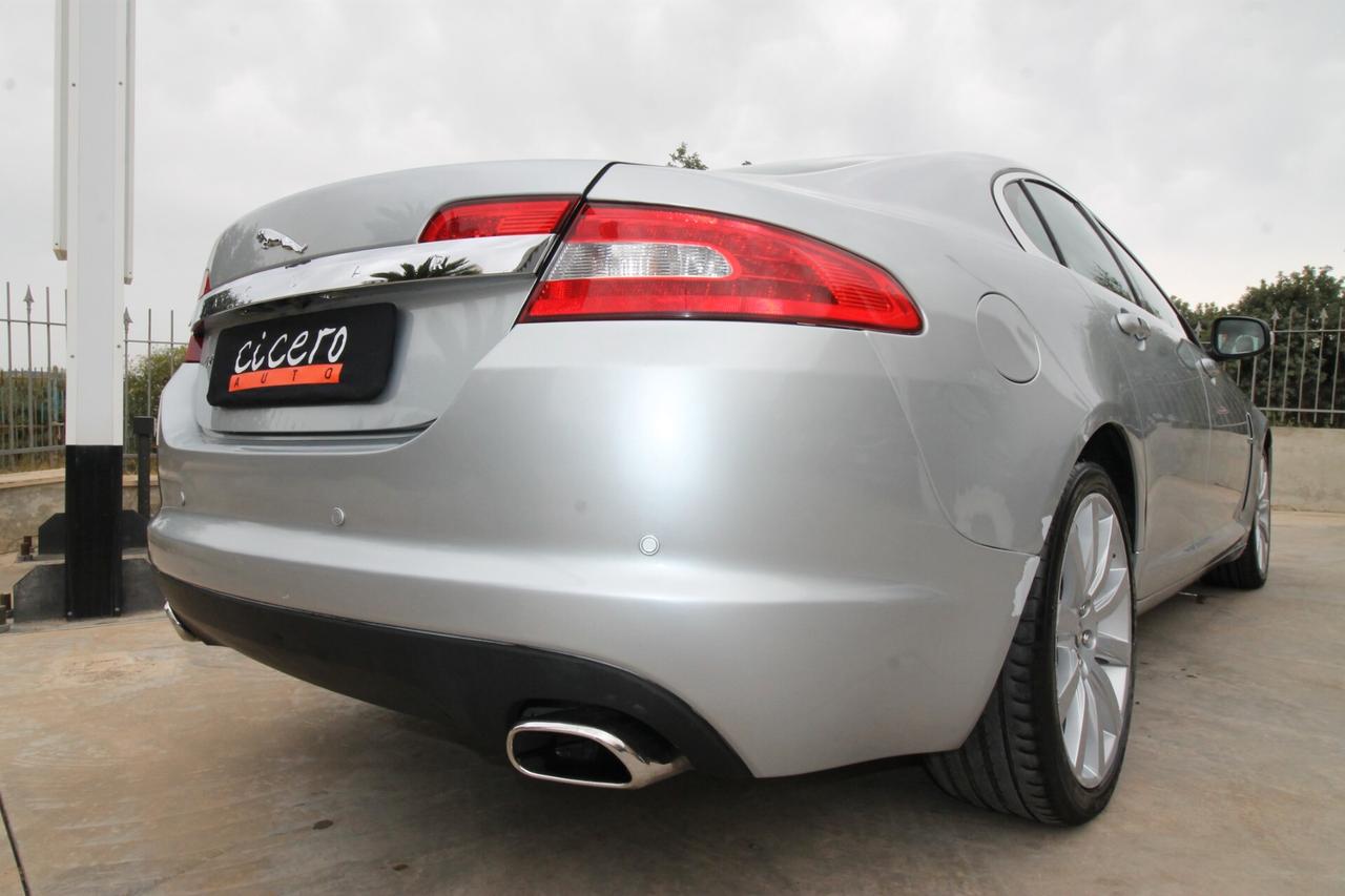 Jaguar XF 2.7D V6 Premium Luxury 207cv |2009