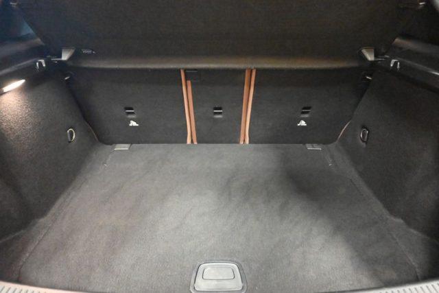 MERCEDES-BENZ A 35 AMG 4MATIC CAM19"NAVI LED PDC CRUISE TEL SED.RISC.FULL