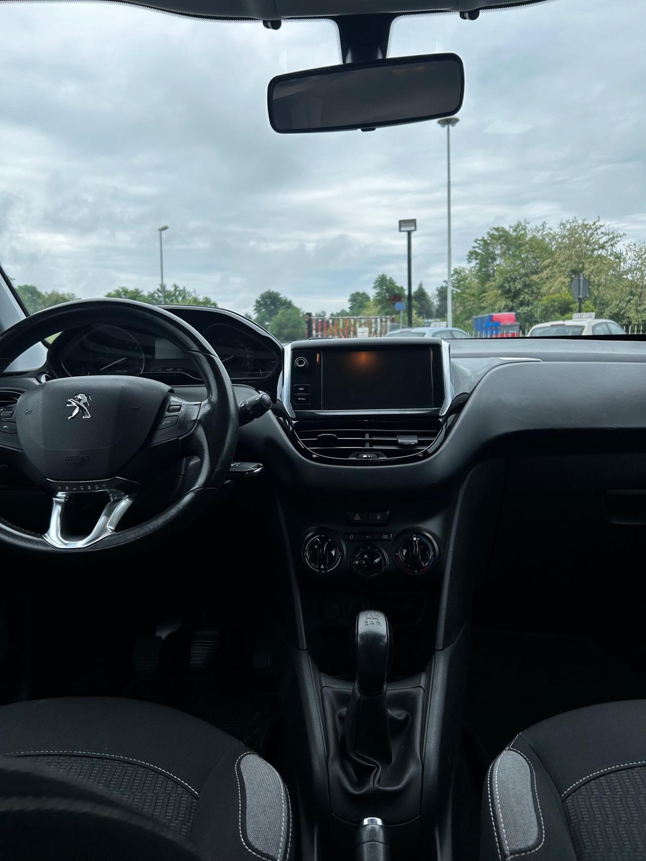 Peugeot 208 PureTech 82 5 porte Access