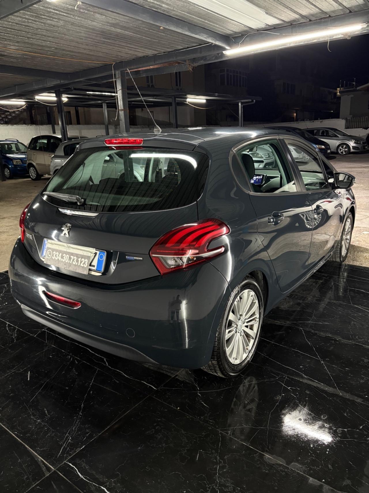 Peugeot 208 5p. Allure