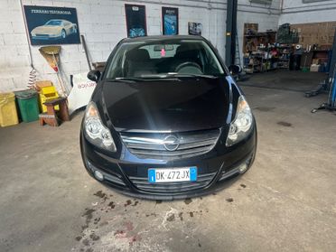 Opel Corsa 1.2 3 porte Club