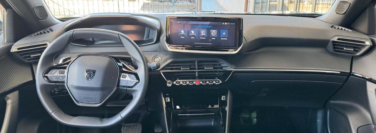 Peugeot 2008 2008 1.2 hybrid Allure 145cv e-dcs6