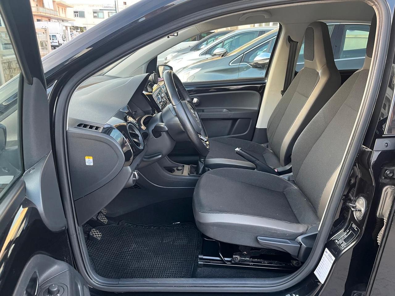 Volkswagen up! 1.0 75 CV 5p. high
