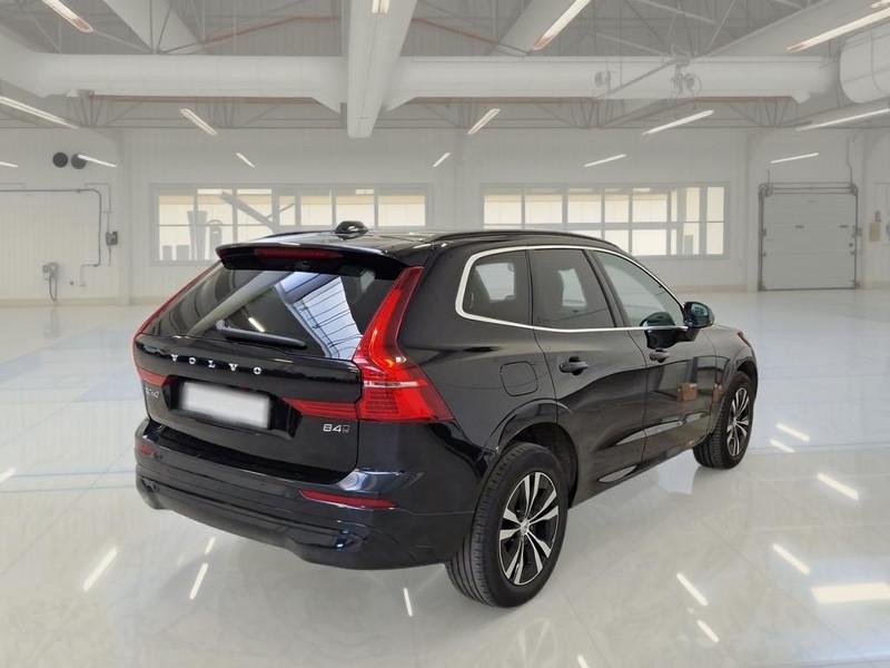 VOLVO XC60 B4 D AWD automatico Momentum Pro MY22