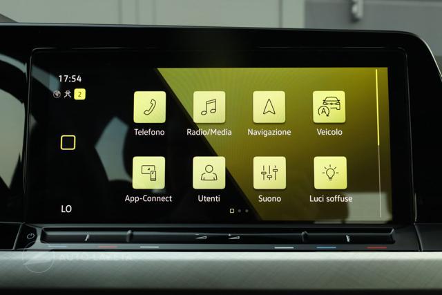 VOLKSWAGEN Golf 1.0 eTSI EVO DSG Life