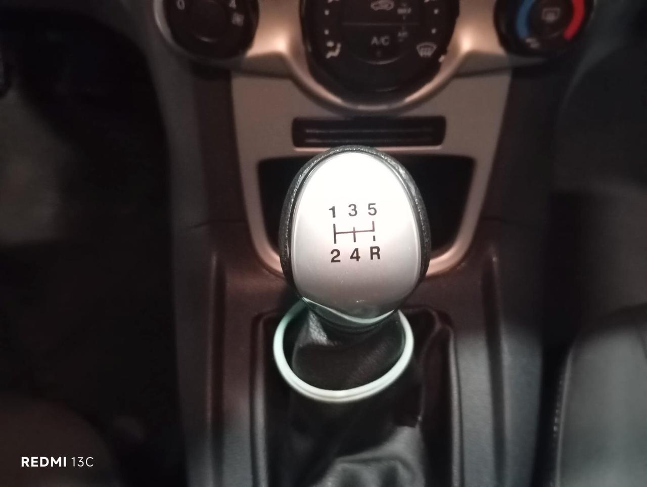 FORD FIESTA DEL 2012 BENZINA 130,000 KM