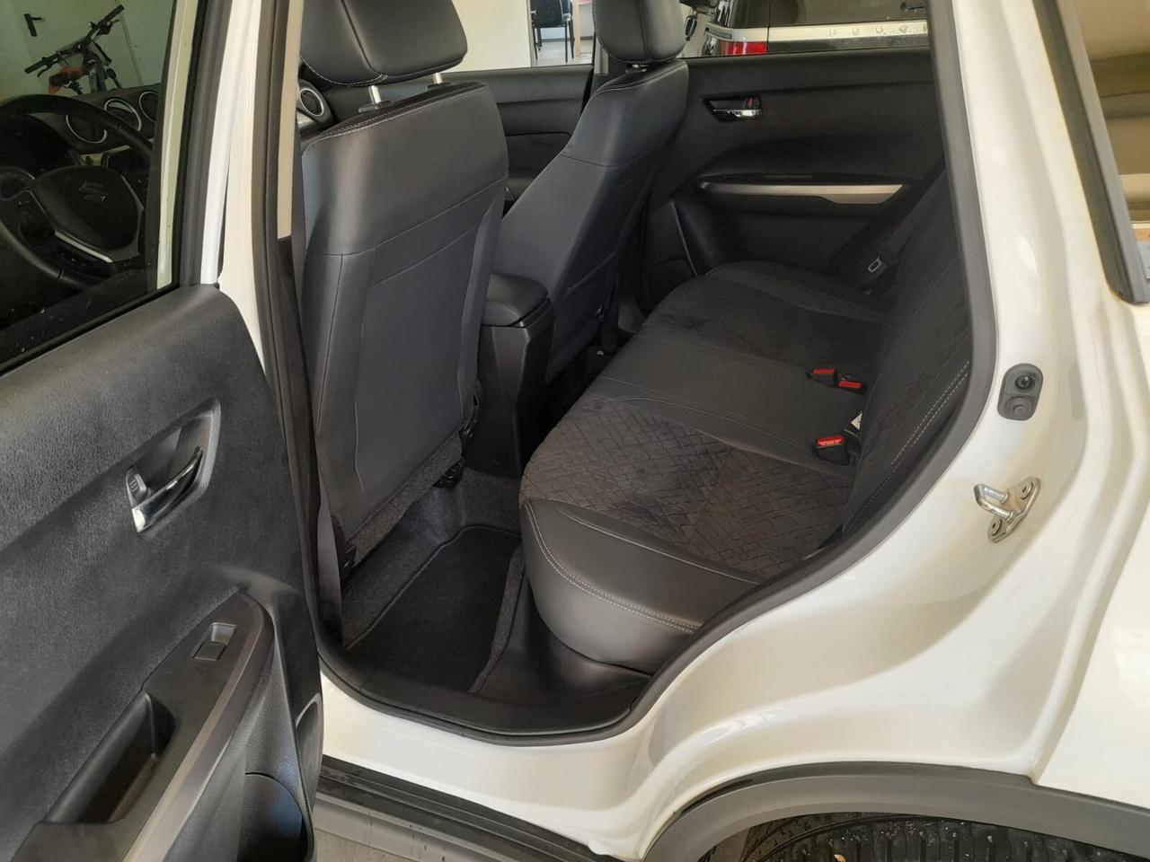 Suzuki Vitara 1.4 Hybrid 4WD AllGrip Top
