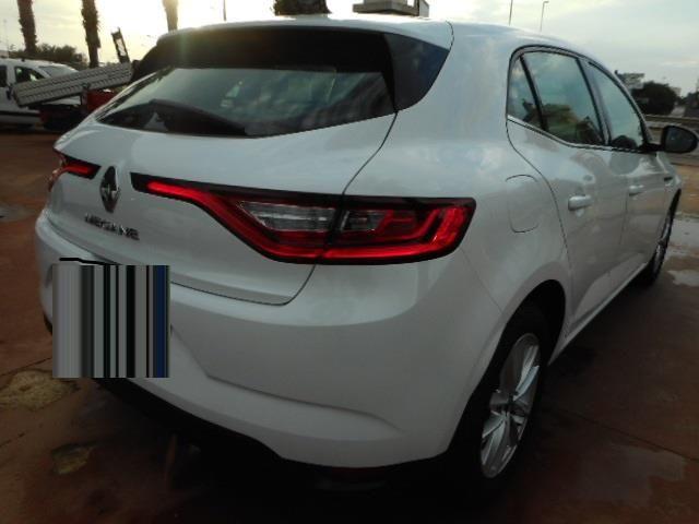 RENAULT M&eacute;gane 1.5 dCi 110 CV EDC Limited N1 AUTOCARRO