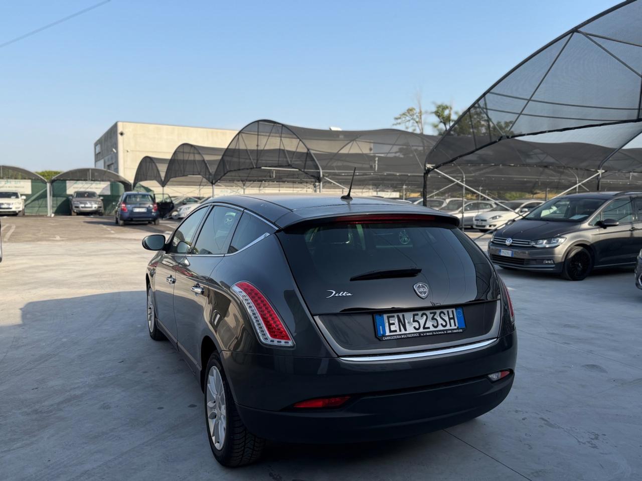 Lancia Delta 1.6 MJT DPF Silver