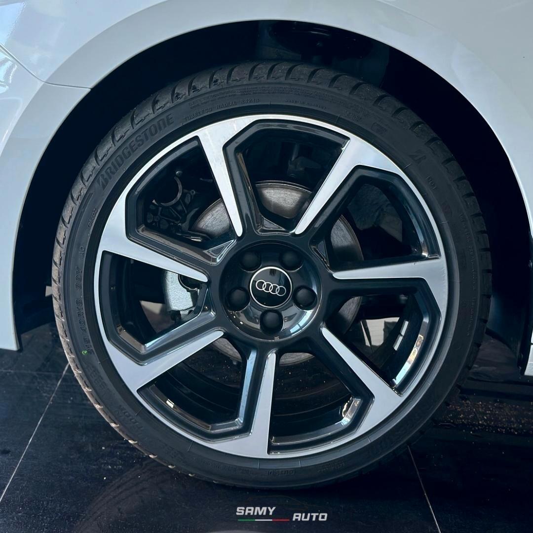 Audi A1 SPB 30 TFSI S tronic Identity Black