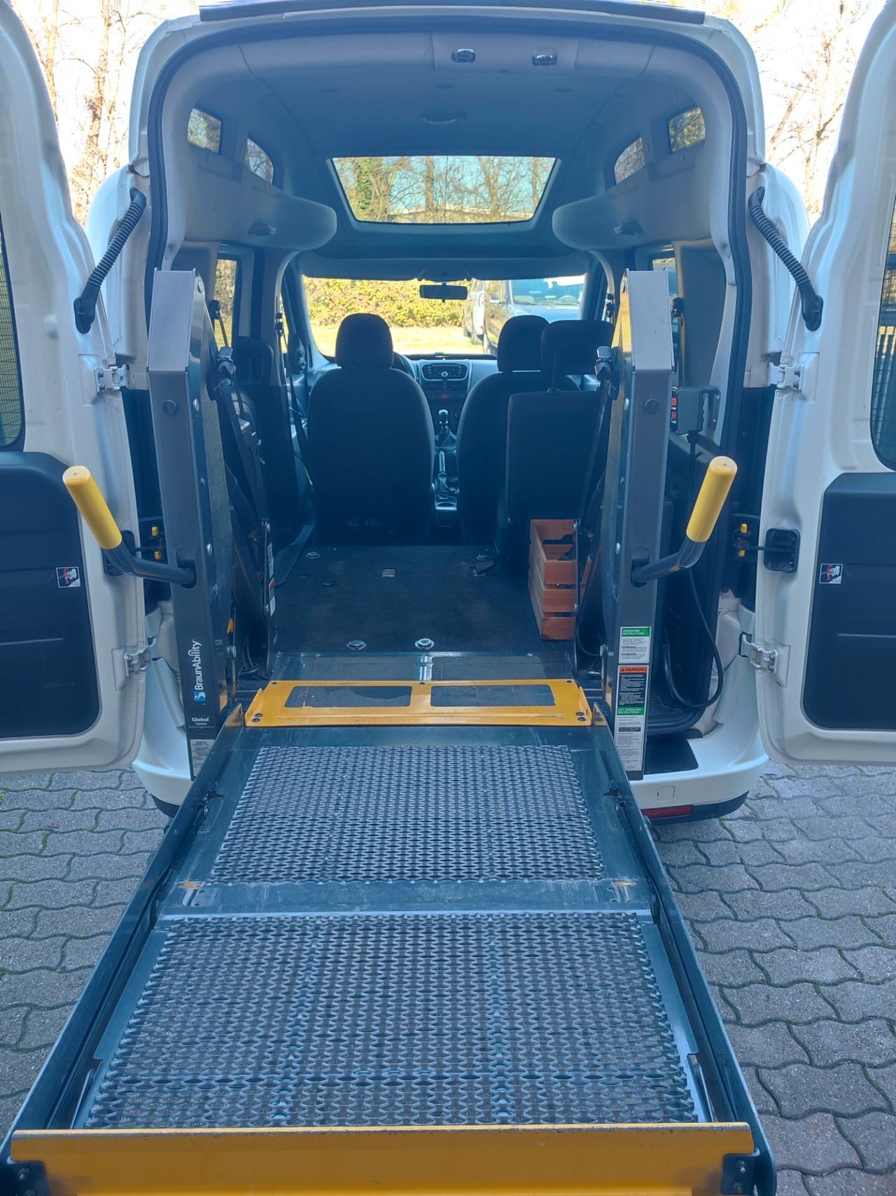 OPEL COMBO 1.4BENZINA 2017 EURO6B PEDANA DISABILI ELETTRICA