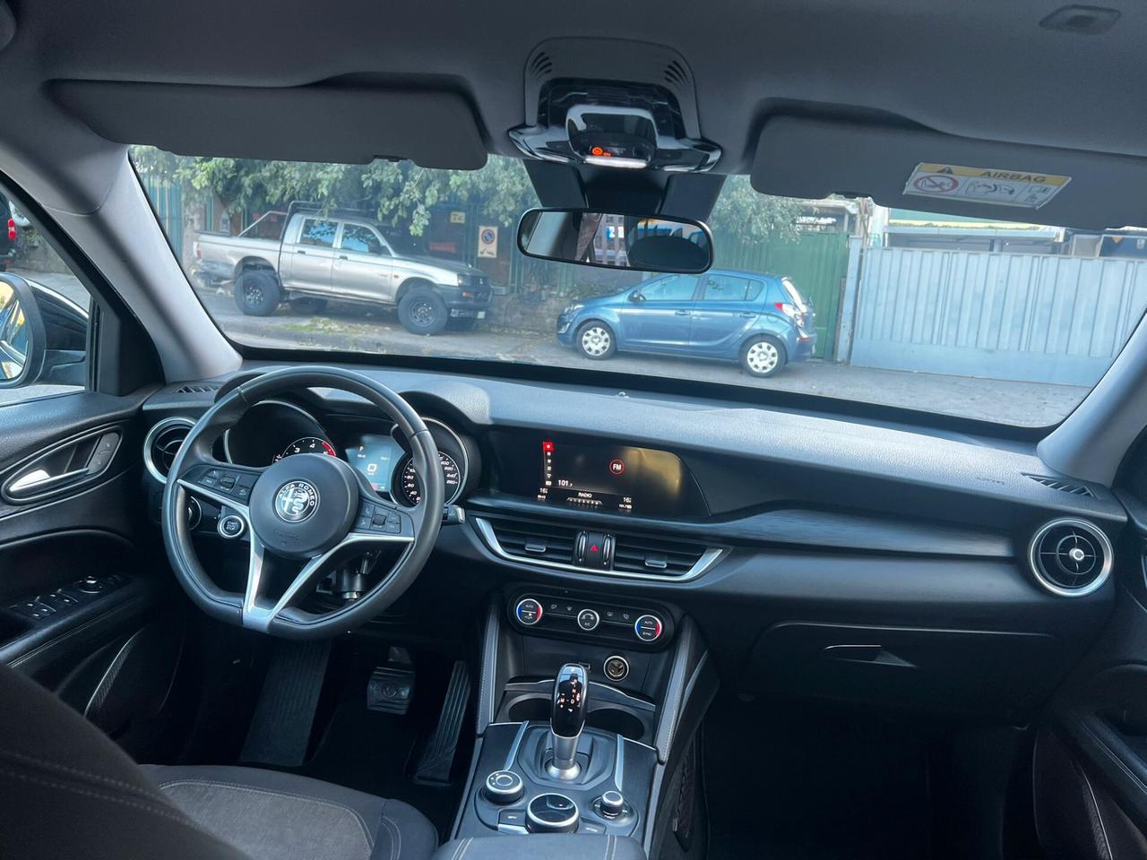 Alfa Romeo Stelvio 2.2 Turbodiesel 180 CV AT8 Q4 Business