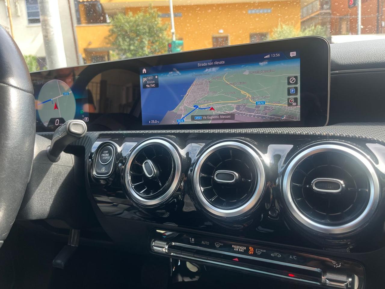 Mercedes-Benz A 180 PREMIUM #50060