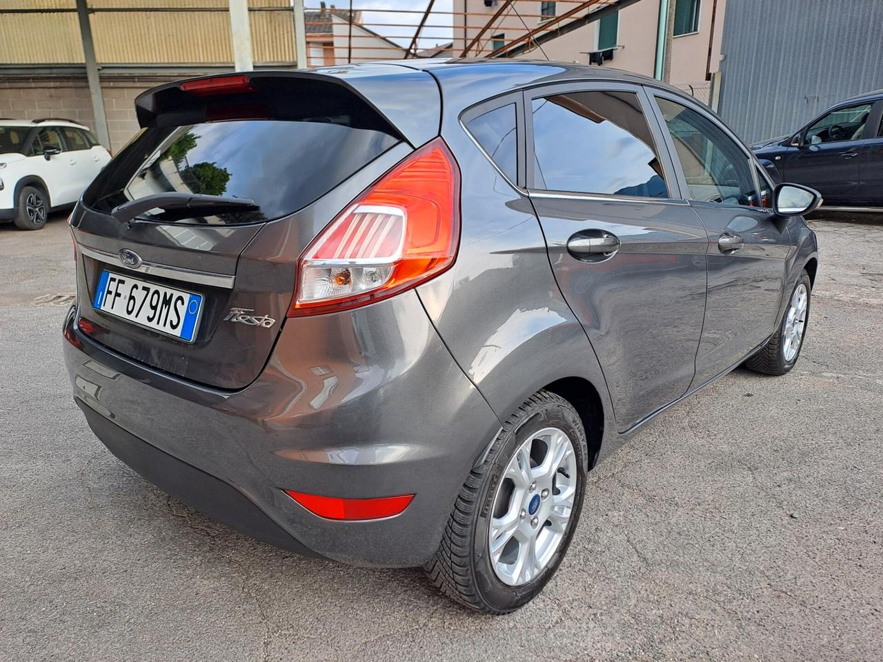 Ford Fiesta 1.2 60CV 5 porte Titanium