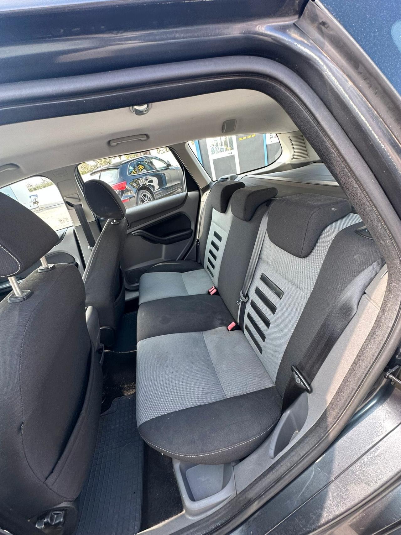 Ford Focus 1.6 TDCi (110CV) 5p. Tit. DPF