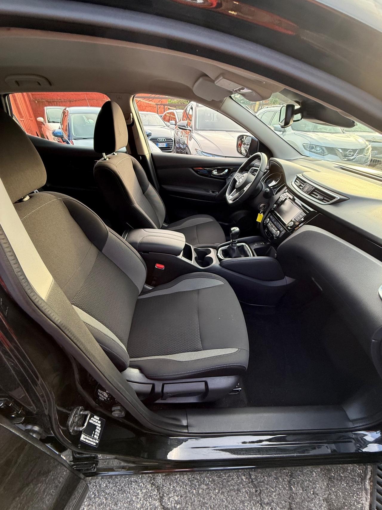 Qashqai 1.3 DIG-T 140 CV N-Connecta-unipro -rate-