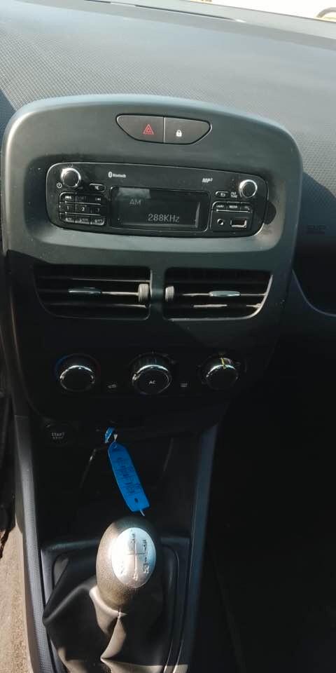 Renault Clio 1.2 75CV GPL 5 porte Costume National