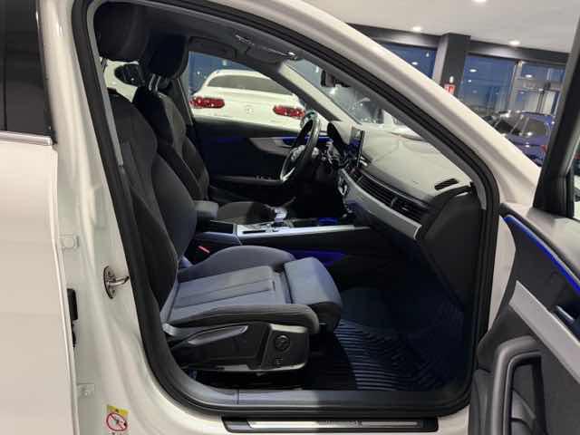 AUDI A4 allroad 50 TDI tiptronic Identity Contrast