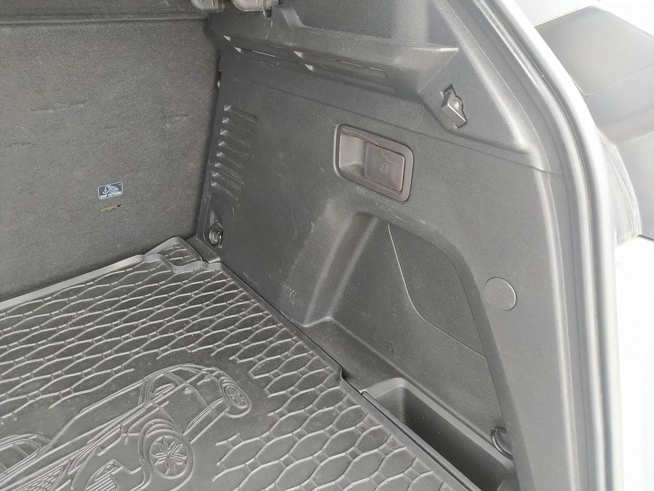 Peugeot 3008 Active 1.5 Blue HDI 130