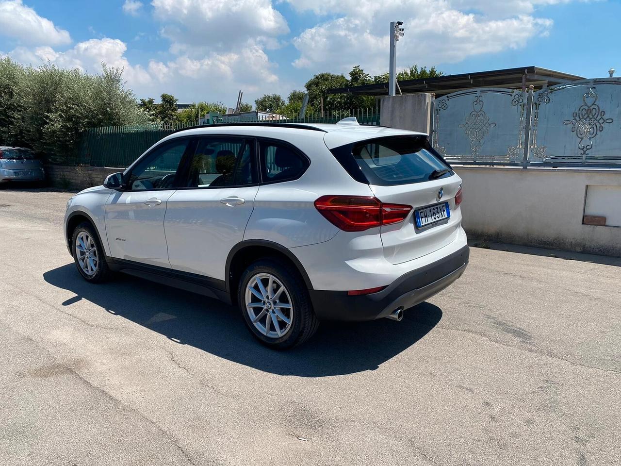 Bmw X1 sDrive18d Business ANNO 2017
