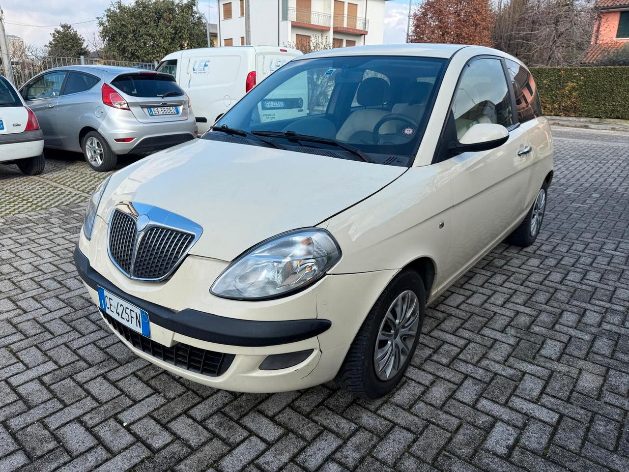 Lancia Ypsilon 1.3 Multijet 16V Platino
