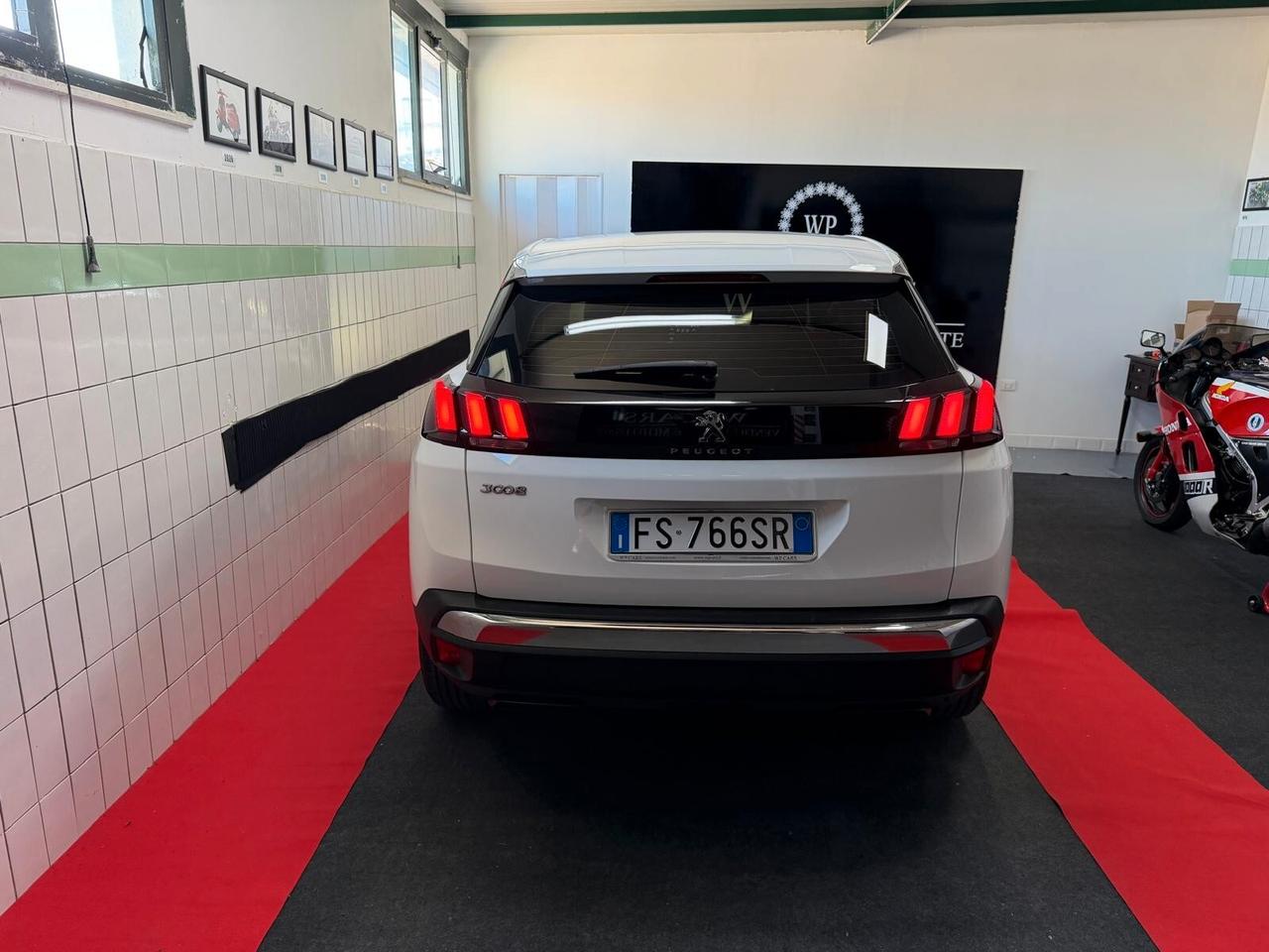 Peugeot 3008 BlueHDi 130 S&S Allure