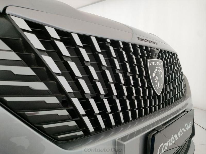 Peugeot 2008 2008 1.2 hybrid Allure 145cv e-dcs6
